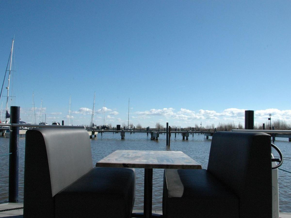Beautiful Houseboat In The Harbour Of Volendam Near Centre Hotel Ngoại thất bức ảnh